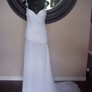 Darius Cordell - Style 2008AD - White chiffon Pageant Evening Gown